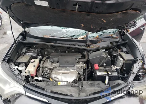 2017 Toyota Rav4 Xle z USA, uszkodzony, nr VIN JTMWFREVXHJ706514